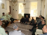 به مناسبت ایام سوگواری محرم، مسئولان شهرستان شهریار از خانواده ی معظم شاهد و ایثارگر دوران دفاع مقدس دیدار و تجلیل کردند.