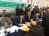 برپایی میز خدمت همزمان با سفر استاندار تهران به شهرستان شهریار
