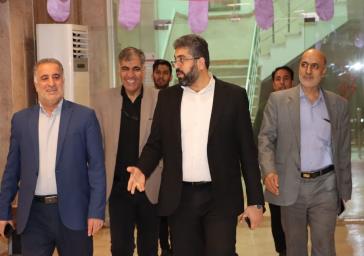 فاتحی نژاد فرماندار شهریار از سالن های همایش خلیج فارس ، فرهنگسرا و کتابخانه شهر وحیدیه بازدید به عمل آورد.  